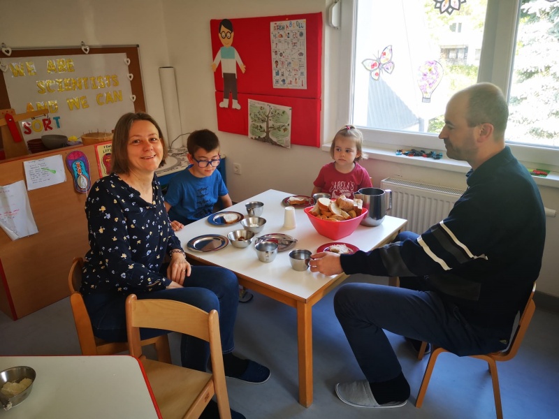 DAN OBITELJI U SKUPINI BUMBLEBEES - slika broj: 4
